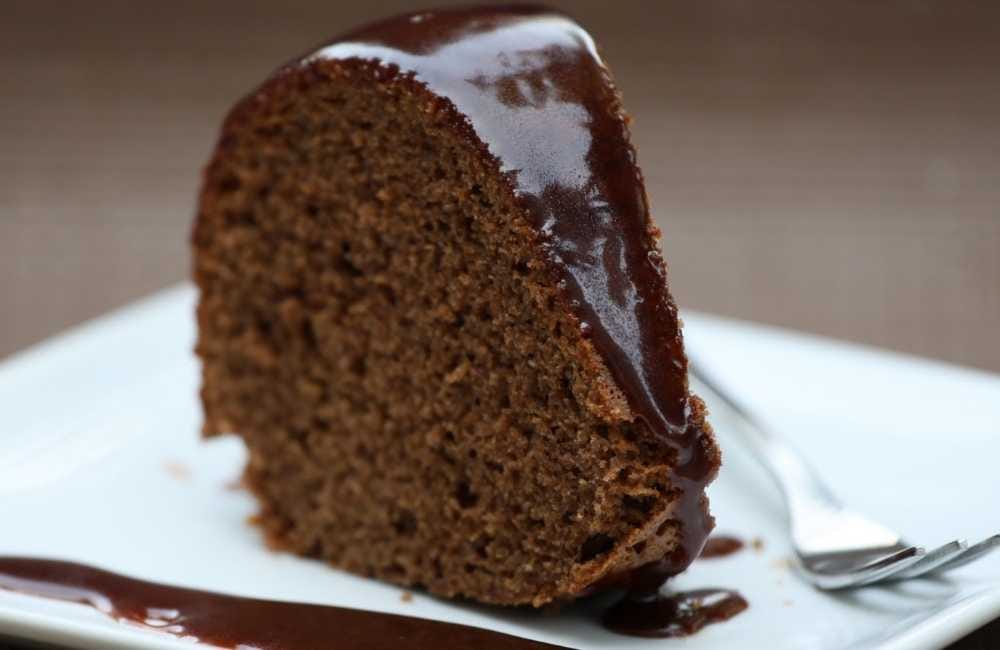 Bolo de Chocolate Fofinho Tradicional: Simples e Macio