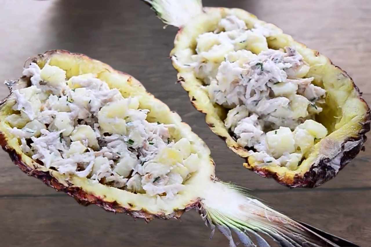 Salada de Frango com Abacaxi